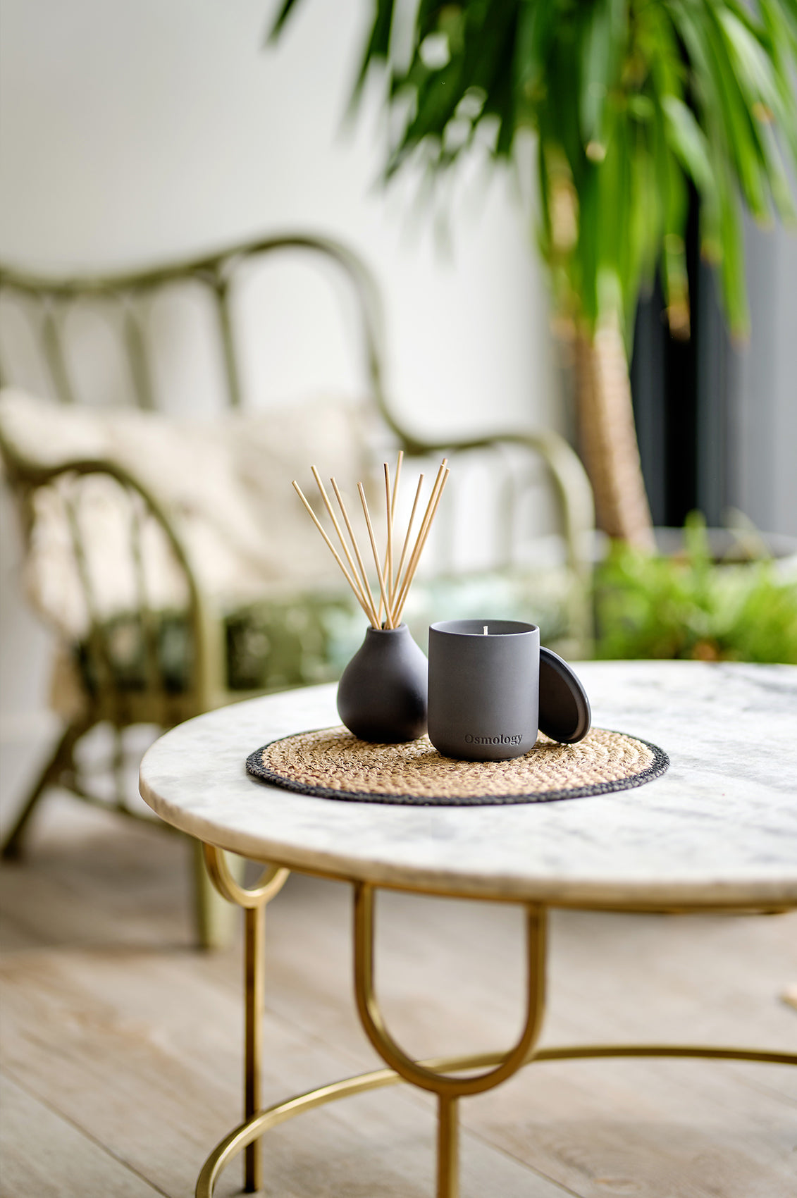 Indian Sandalwood Scented Candle